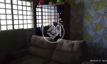 Imagem 3: Venda ou Locação - Casa no CPA II, 3 quartos, sendo 1 suíte, cozinha ampla, espaço para 5