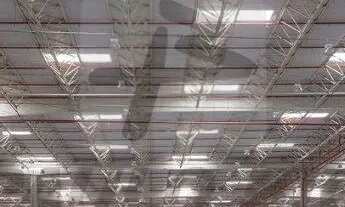 Imagem 2: Galpão em Condomínio para alugar no Bairro Chácaras Bartira em Embu das Artes - SP