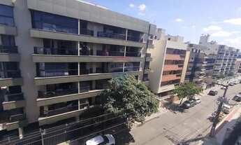 Imagem 2: Apartamento de 2 quartos mobiliado com 2 banheiros, sendo uma suite, 55m², 1 vaga de garag