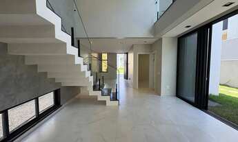 Imagem 2: Alto Padrão na Cidade Alpha 4 Suítes, Deck com Churrasqueira e Piscina