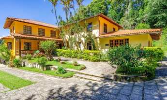 Imagem: Casa com 9 quartos no Parque do Imbuí