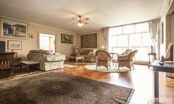 Imagem 7: Enorme e Iluminado, localização privilegiada! Próximo a tudo. Entre em contato hoje mesmo!