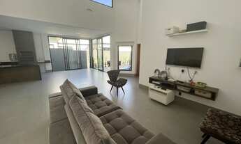 Imagem 5: Casa térrea á venda no condomínio Florais do Valle com 3 suítes