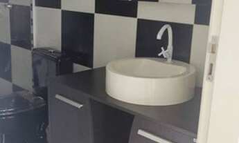 Imagem 6: Oportunidade para você que procura uma casa plana próximo do centro . Na proximidade do me