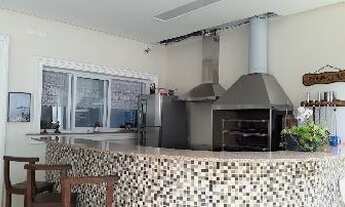 Imagem 7: Casa de condomínio sobrado para aluguel e venda possui 470 metros quadrados com 4 quartos