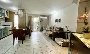 Imagem 3: Apartamento com 2 dormitórios sendo 1 suíte, vista livre e sol da manhã. Itacorubi, Floria