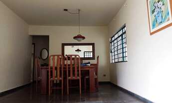 Imagem 3: Casa para venda possui 105 metros quadrados com 3 quartos em Jardim Adriana II - Londrina