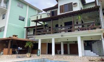 Imagem 3: Condomínio Vilarejo- Casa disponível para venda possui 495 metros quadrados com 4 quartos