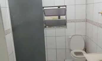 Imagem 4: ALUGUEL ANUAL Casa com 1 dormitório