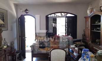 Imagem 2: Casa independente com quintal amplo, localizada em ótimo bairro *AI-02