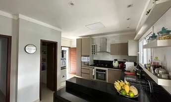 Imagem 3: Casa térrea com 4 suítes