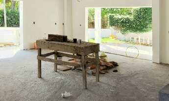 Imagem 6: Casa nova Neoclássica no Recanto de Portugal - Excelente localização