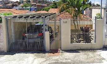 Imagem: Casa térrea com 1 vaga coberta de garagem