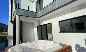 Imagem: C- Casa alto padrão fundo lago, 03 suítes