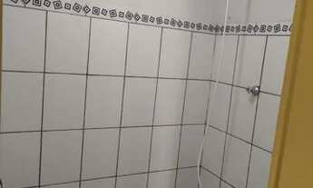 Imagem 7: Casa de 2 quartos com garagem coberta em ótima localização