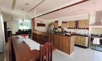 Imagem: Terreno com 3 casas à venda no Bolsão