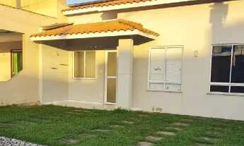 Imagem: Imóvel com 2/4, em condomínio na Av. Artemia