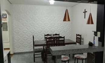 Imagem 4: Casa com piscina