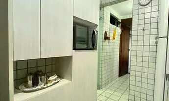 Imagem 2: Apartamento no Cabo Branco com 3 Quartos sendo 1 Suíte + DCE, Elevador