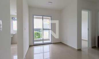 Imagem 3: Apartamento para Aluguel - Colônia Rio Grande, 2 Quartos, 50 m2