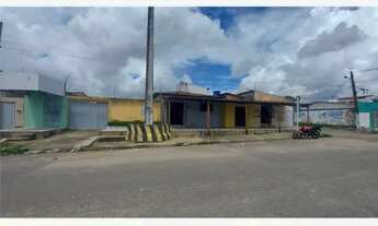 Imagem: Imóvel com 3 casas e mais 2 pontos comerciais