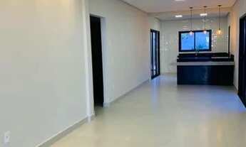 Imagem 4: Casa para venda com 180 metros quadrados com 3 quartos em Santa Mônica - Uberlândia - MG