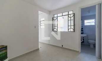 Imagem 1: Casa para Aluguel - Parque Bristol, 1 Quarto, 50 m2