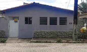 Imagem: Aluga-se Casa na Praça principal de Neópolis