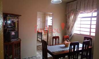 Imagem 2: Casas à venda 4 quartos 1 suíte 2 vagas Jardim Roberto Selmi Dei Araraquara