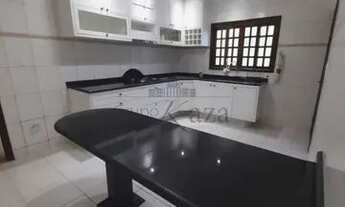 Imagem 7: Belíssima Casa Assobradada com 3 Dormitórios - 3 vagas