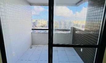 Imagem 3: Front Garden Residence // Andar Alto // Desocupado