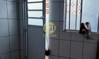 Imagem 3: GRUPO INTERVALE VENDE] CASA 3 QUARTOS SENDO 1 NA EDÍCULA NO CENTRO DE JACAREI SP