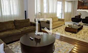 Imagem 9: Casa para Aluguel - Piratininga, 6 Quartos, 750 m2