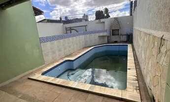 Imagem 6: Alugo Casa Ampla, Com Piscina, 3/4 Com closet e uma dependência, na Santa Mônica 1