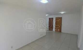 Imagem 6: Imóvel para venda tem 111 metros quadrados com 4 quartos em Tijuca - Rio de Janeiro - RJ