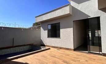 Imagem 4: Casa de 3 Q. com Piscina. Região Moinho dos Ventos