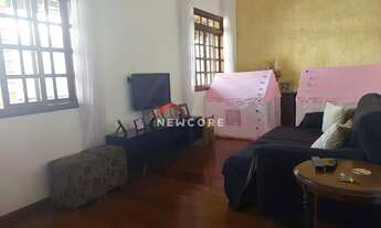 Imagem 6: Casa em Rua José Machado Chaves - Vila Santo Antônio de Pádua - Sabará/MG