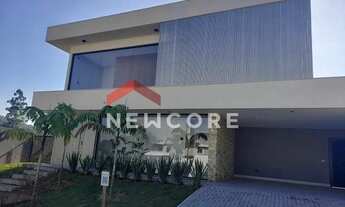 Imagem: Casa de condomínio em Avenida Arboretum