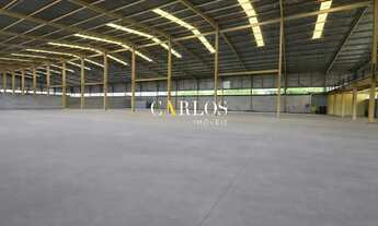 Imagem 3: Galpão com 4400m² Próximo à Av. Geraldo Rocha com 12 docas