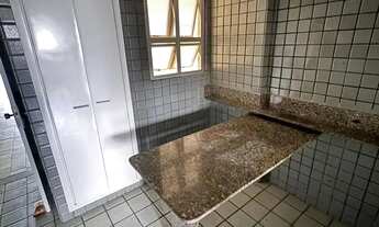 Imagem 7: Avenida Boa Viagem, 4 Qts+Dependencia, 2 Suites, 182m², Varanda, Armários, Vista Mar, Opor