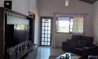 Imagem 2: Casa térrea para venda possui 220 metros quadrados com 3 quartos em Jardim Arpoador - São