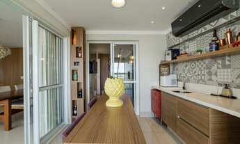 Imagem 7: Hoje o cinema é em casa, e a entrada é de graça