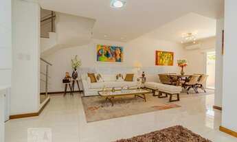 Imagem 3: Sobrado 3d sendo 1 suíte com hidro de fino acabamento em condomínio