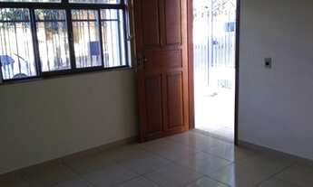 Imagem 4: Casa - B. São Gotardo -Muriaé-MG - Rua Principal - Oportunidade