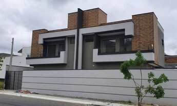 Imagem: DOIS Sobrados à venda no Parque do Museu