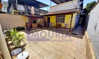 Imagem 2: Casa para venda com 3 quartos em Irajá