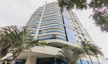 Imagem 2: Apartamento para venda possui 220 metros quadrados com 3 quartos em Agronômica - Florianóp