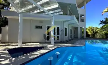 Imagem 2: Casa em condomínio para aluguel na região do Gramado, com 4 suítes, lazer completo e garag