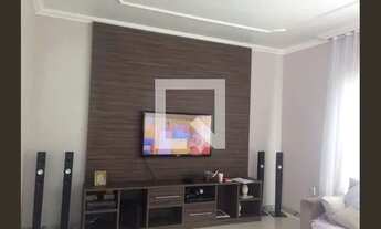 Imagem: Casa à Venda - Trevo, 3 Quartos, 300 m2