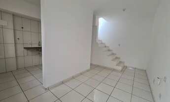 Imagem: SOBRADO 02 DORM. SEM GARAGEM, PRÓXIMO AV